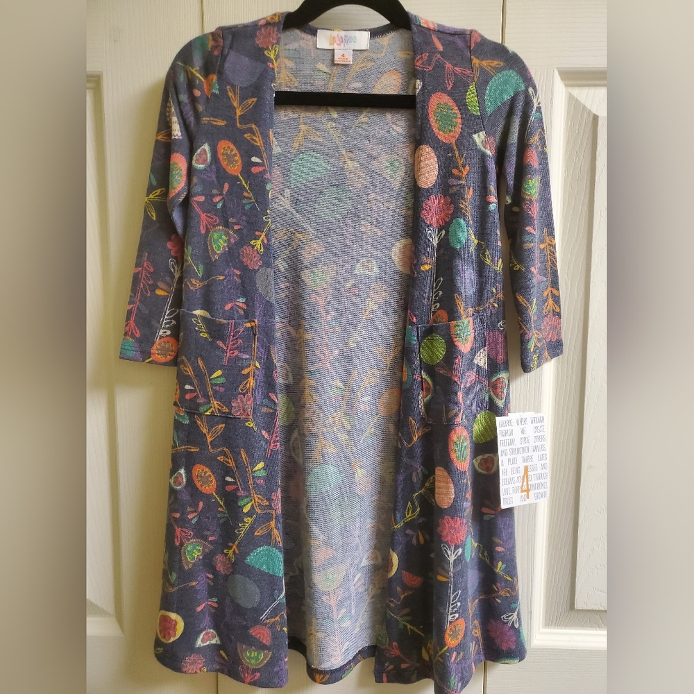 Kids Lularoe Sariah sz 4